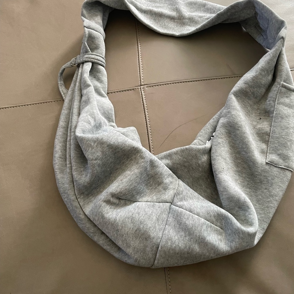 Cuby Gray Sling Bag - Picture 4 of 4